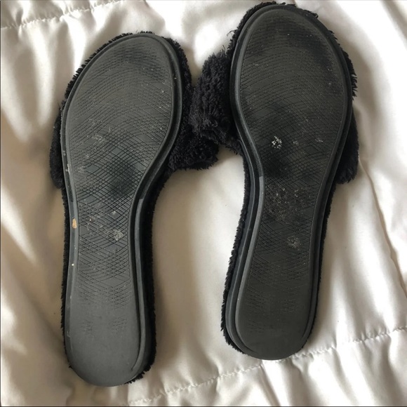 Black Fur Slides (bundle for $1) - Picture 4 of 4